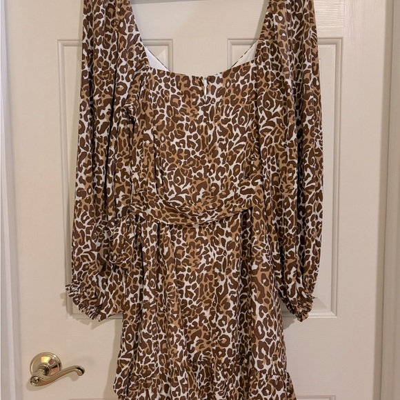 LILLY PULITZER Lila Long Sleeve Dress Cheetah in my favorite spot color. Size14 - Picture 3 of 4